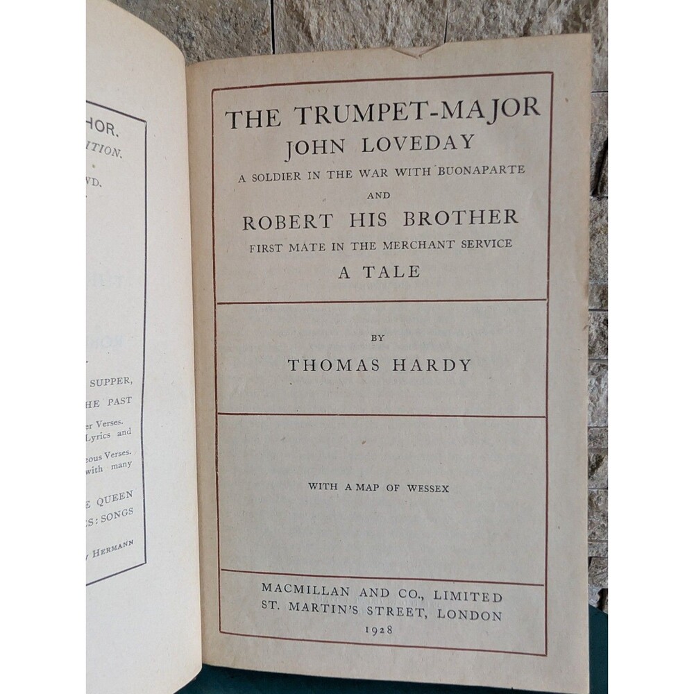 VTG 1928 The Trumpet-Major by Thomas Hardy Embossed Gilt Design Great Britain - Picture 5 of 11